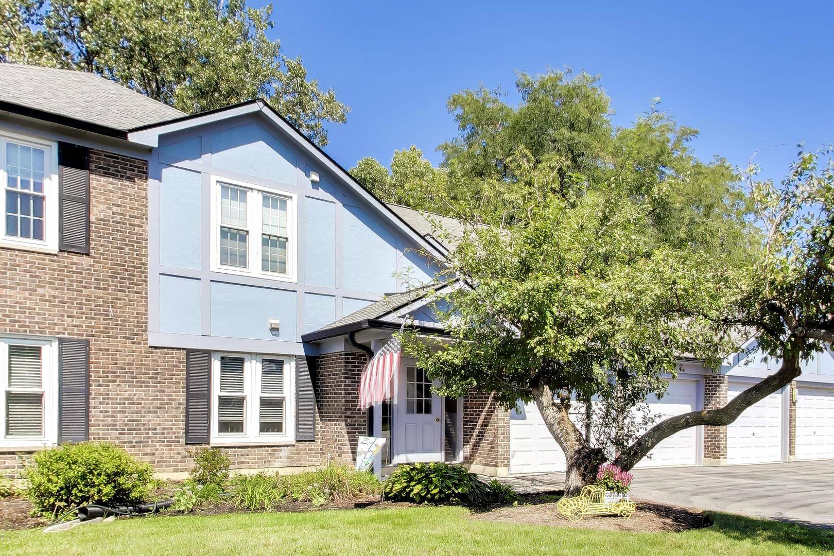 172 Grove AVE #C, Des Plaines, IL 60016