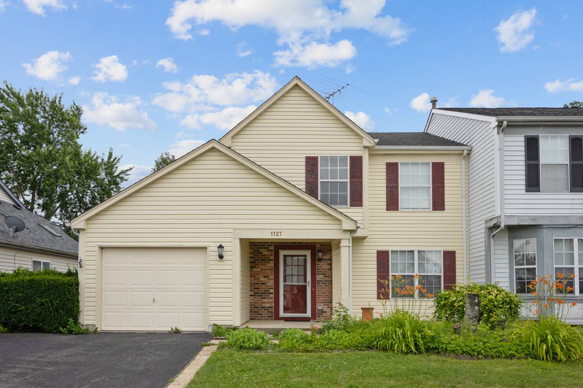 1127 Ashbrook DR, Mundelein, IL 60060
