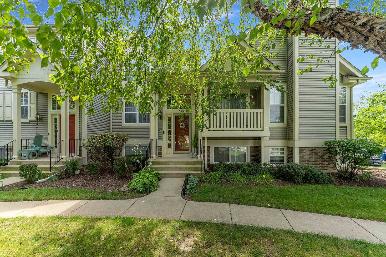2881 N Augusta DR, Wadsworth, IL 60083