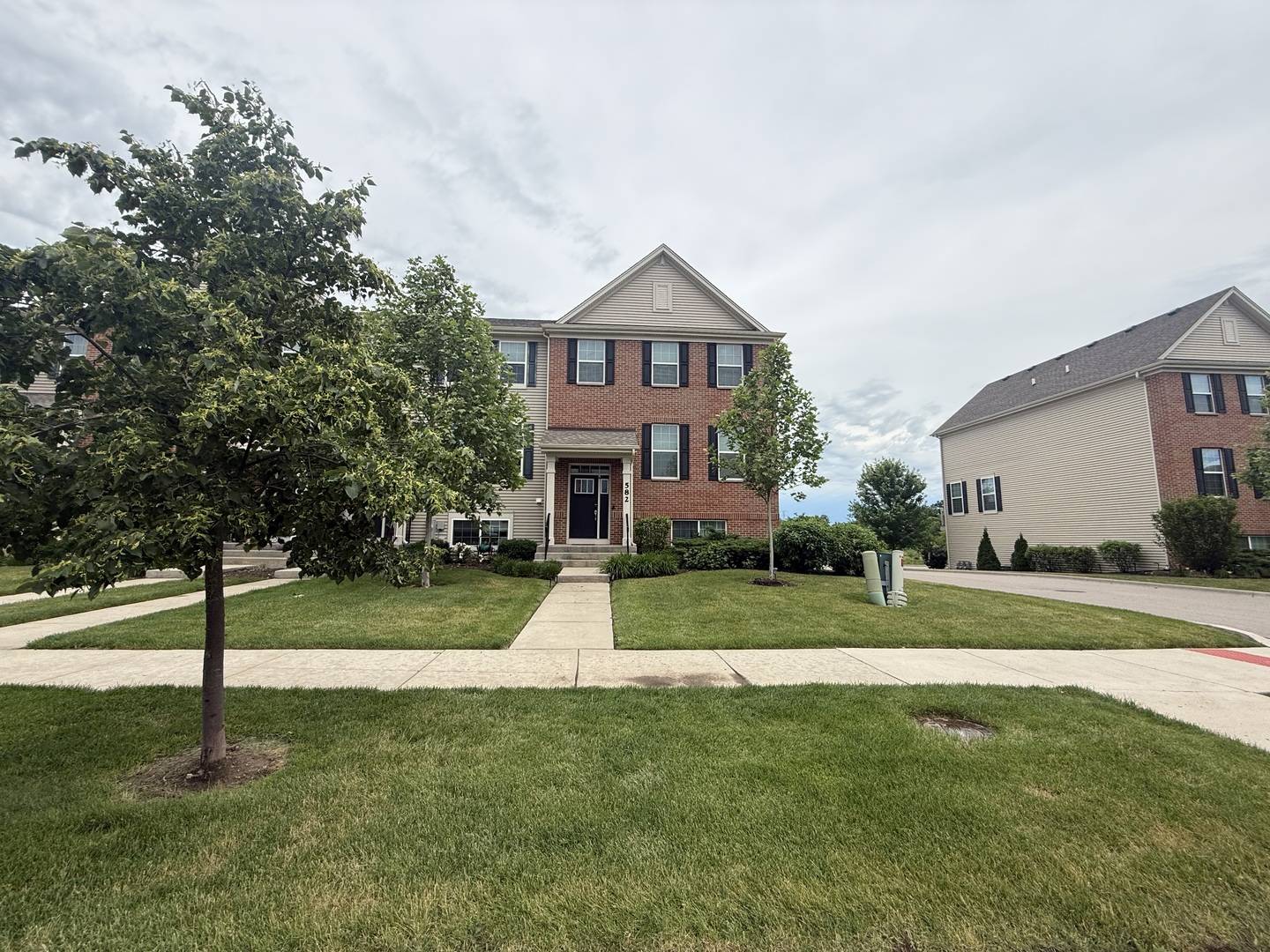 582 Cimmaron CIR #582, Crystal Lake, IL 60012