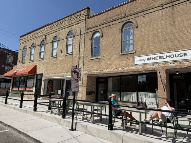226 N Benton ST #3, Woodstock, IL 60098