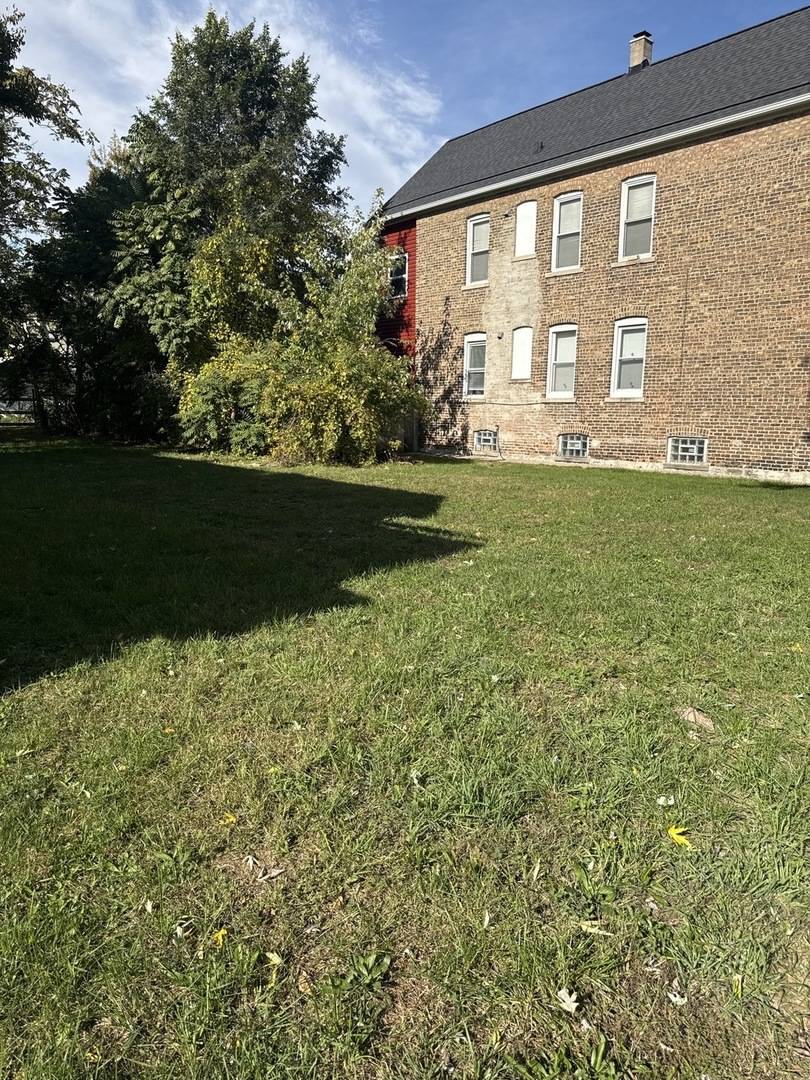 12242 S Wallace ST, Chicago, IL 60628