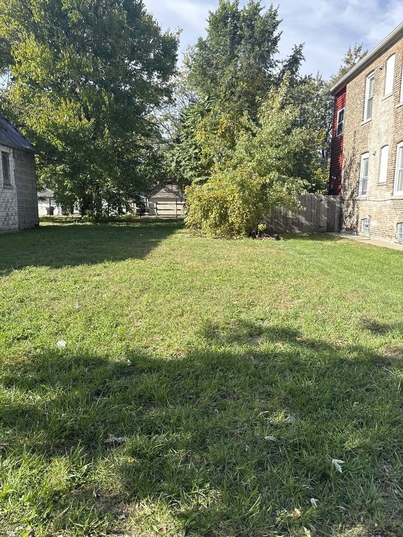 12242 S Wallace ST, Chicago, IL 60628