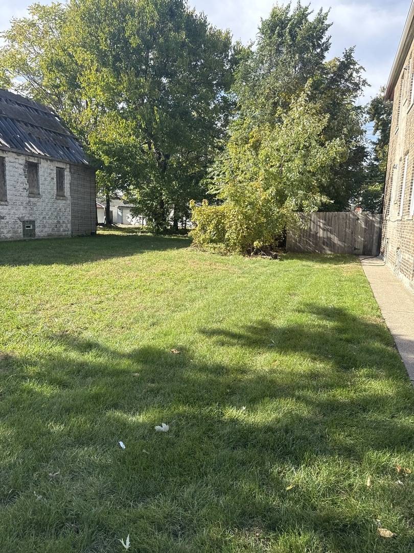 12242 S Wallace ST, Chicago, IL 60628