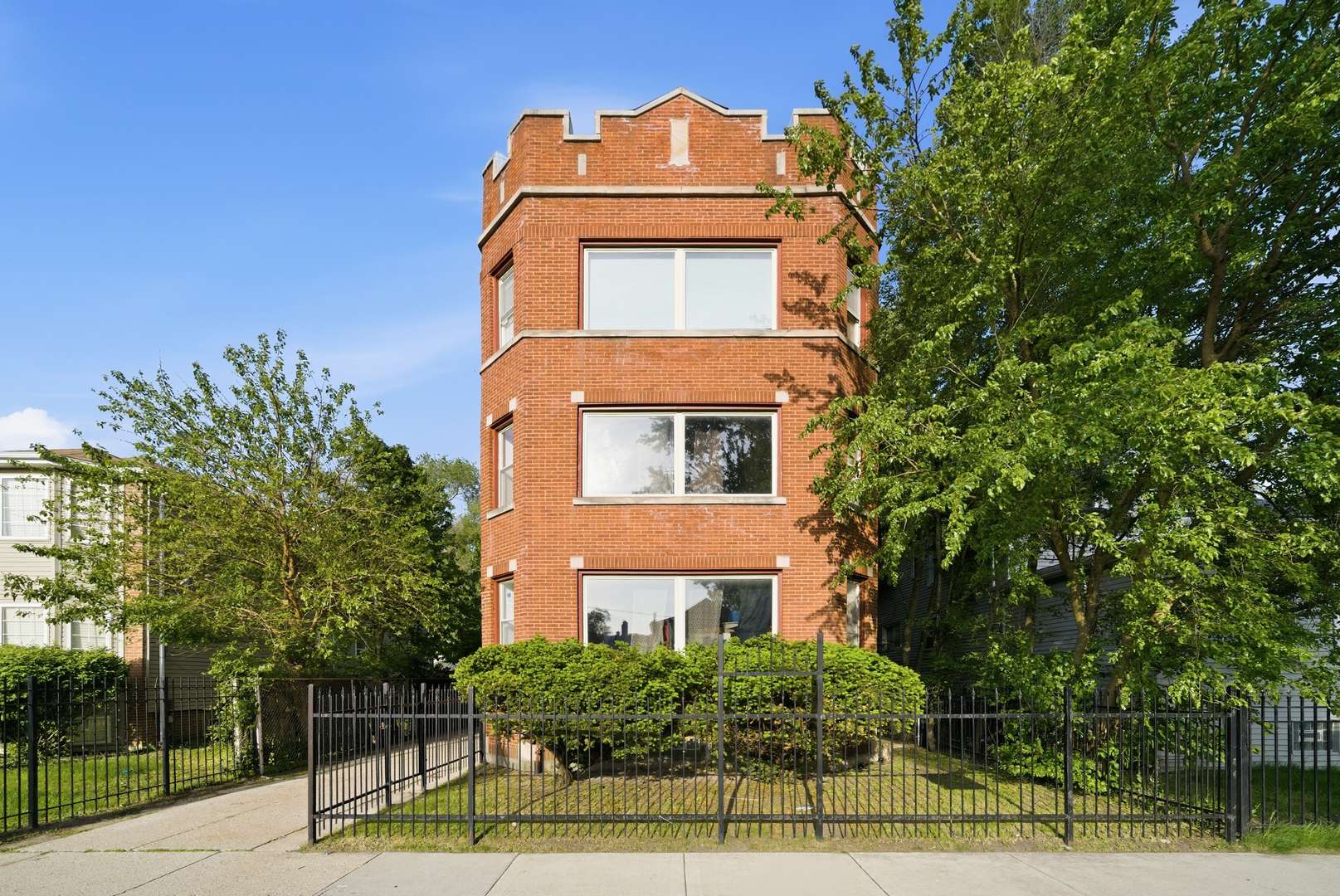 7435 S Euclid AVE #1, Chicago, IL 60649
