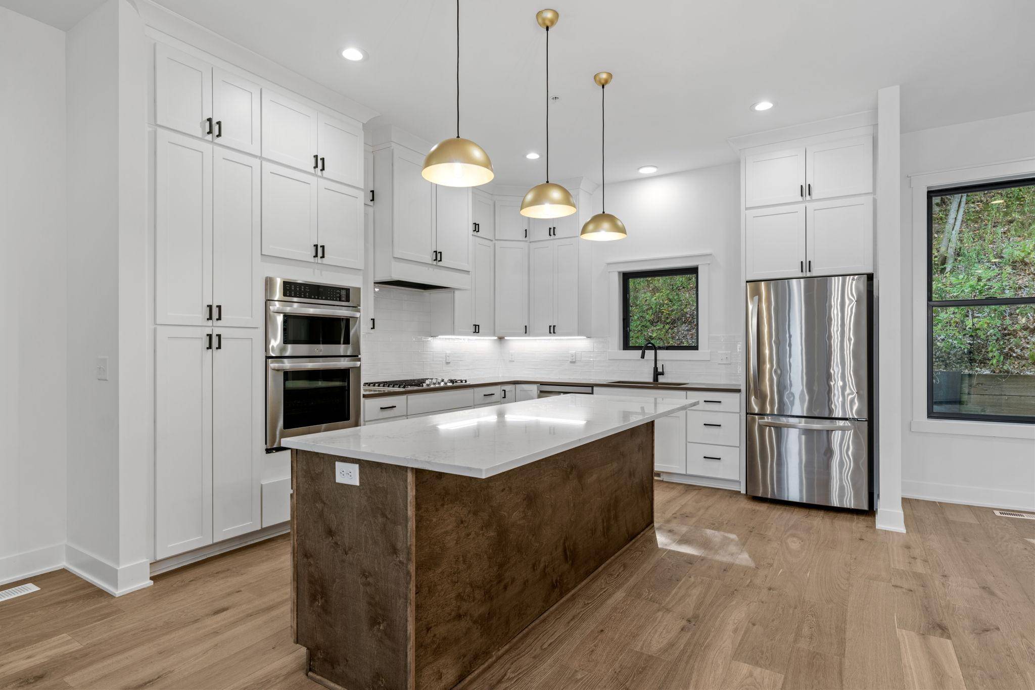 5754 Shady Oak RD S #3, Minnetonka, MN 55343
