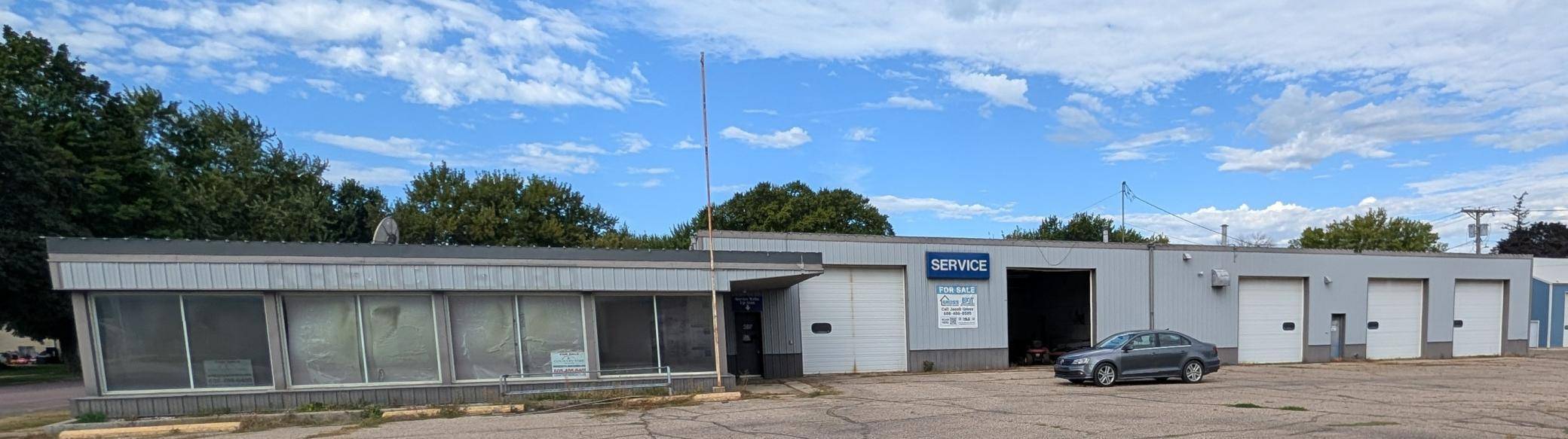 206 NW Highway AVE N, Blooming Prairie, MN 55917