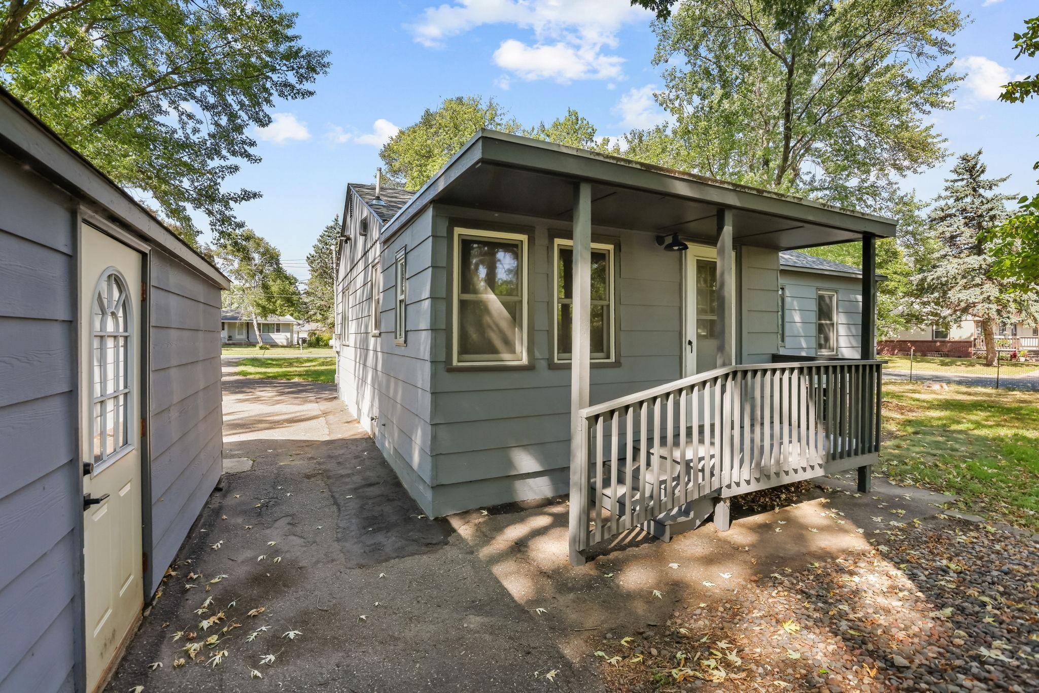 9480 Revere LN N, Maple Grove, MN 55369