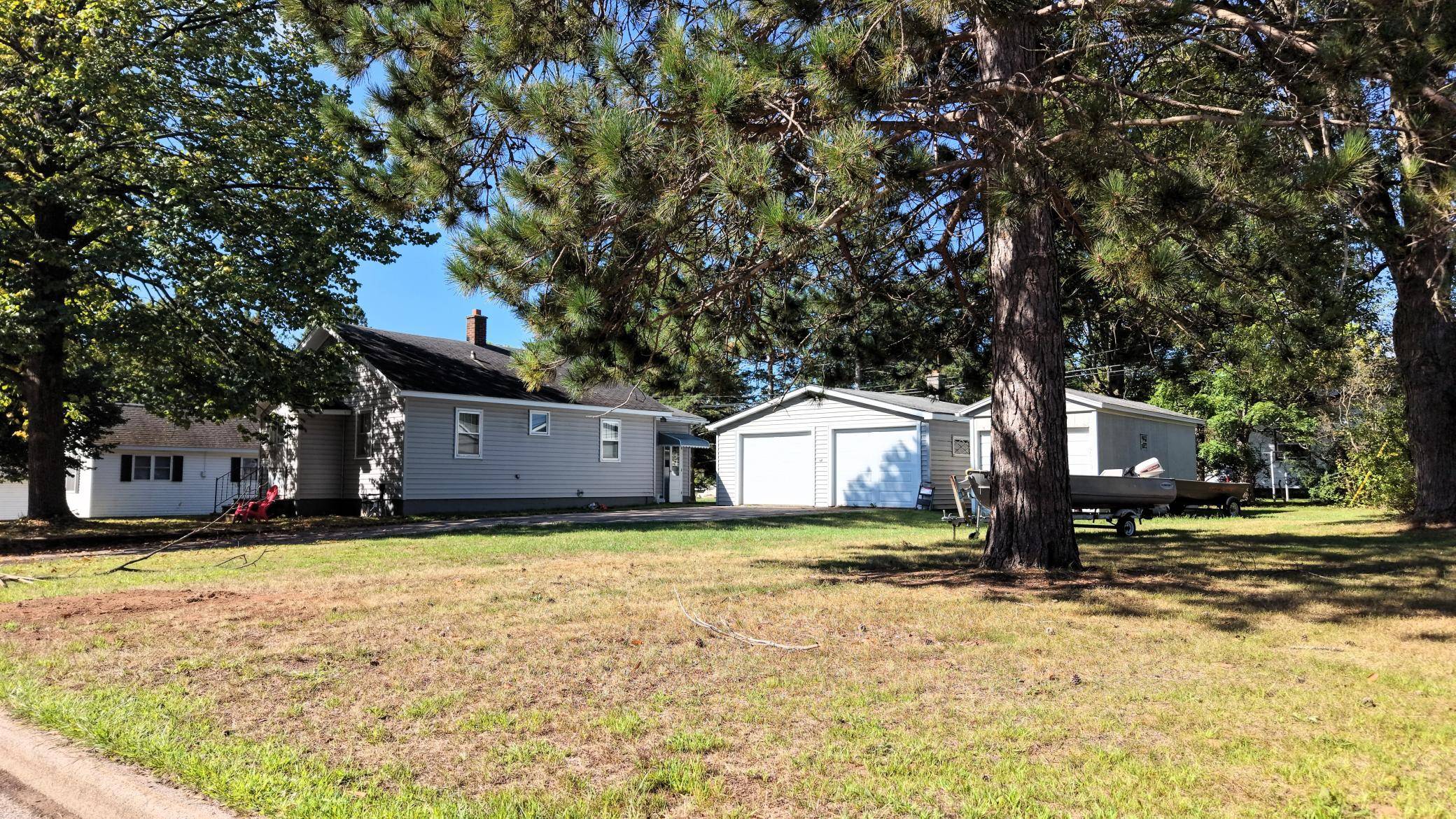 600 E 11th ST S, Ladysmith, WI 54848