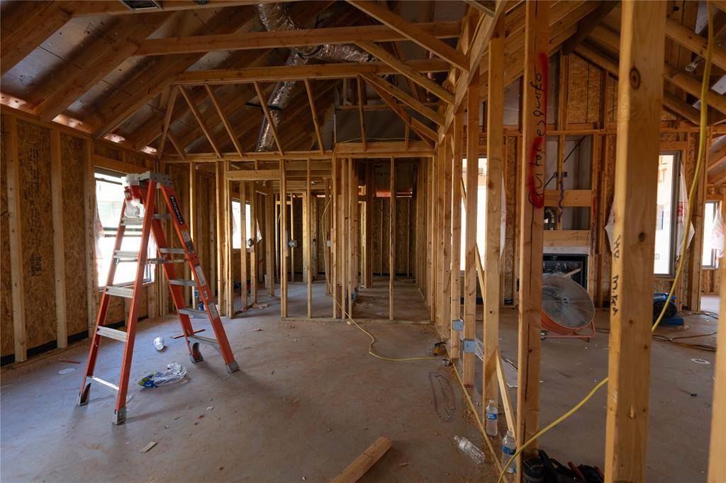 12525 SW 30th ST, Yukon, OK 73099