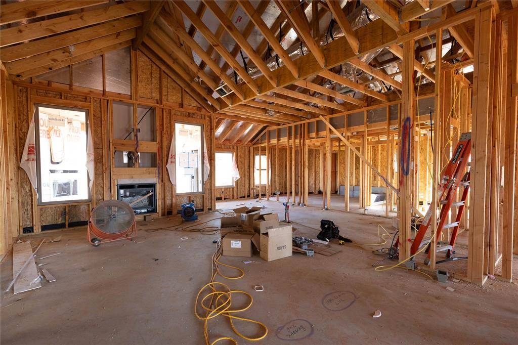 12525 SW 30th ST, Yukon, OK 73099