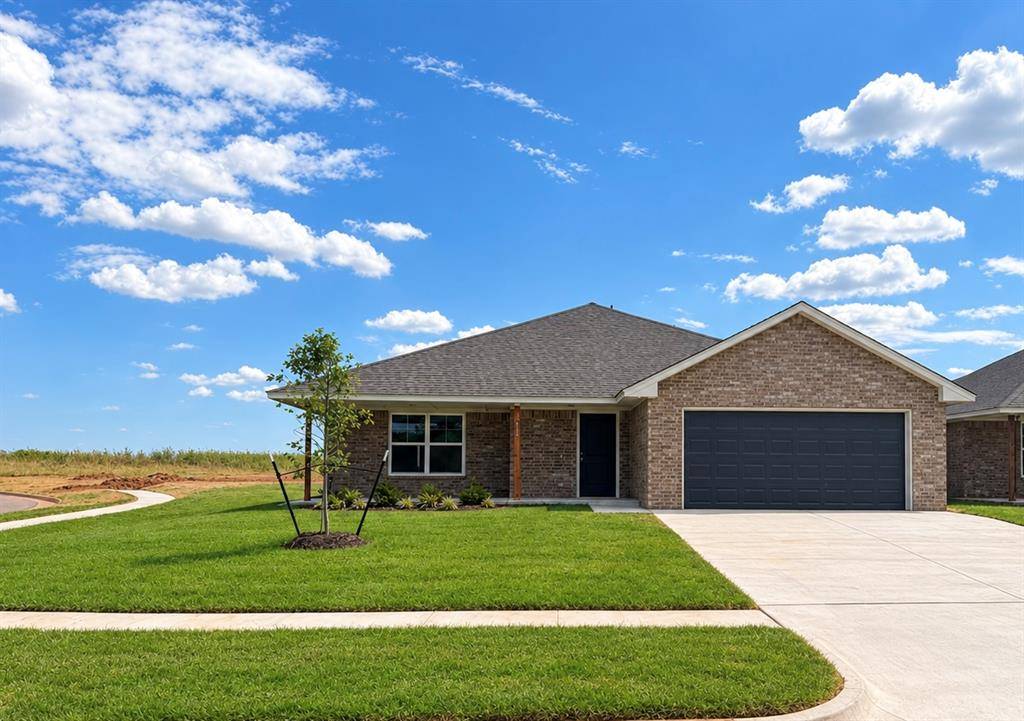2030 Brush Creek WAY, Newcastle, OK 73065
