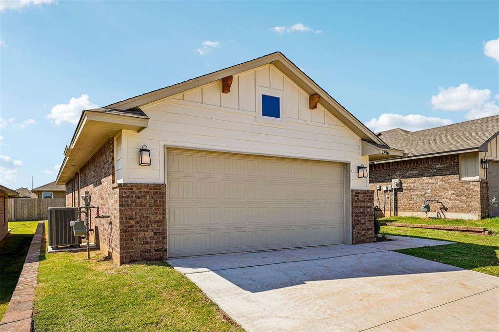 2916 NW 196th PL, Edmond, OK 73012