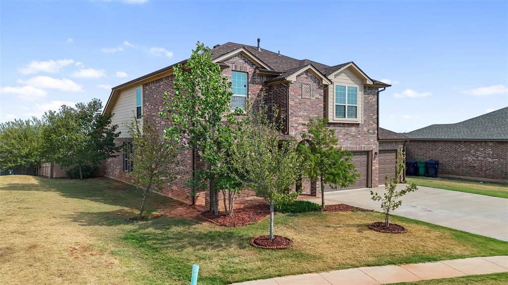 3504 Sadie DR, Yukon, OK 73099