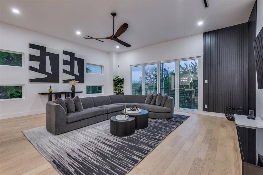 1904 Pollard Street, Dallas, TX 75208