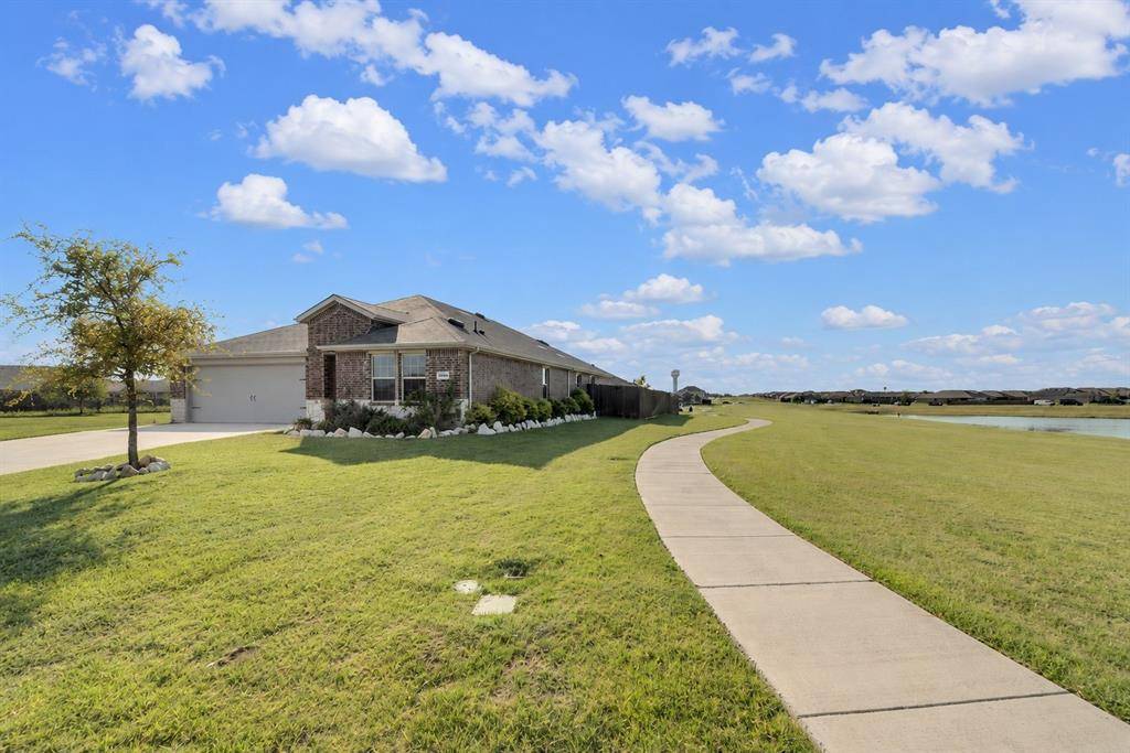 1000 Homestead Lane, Royse City, TX 75189