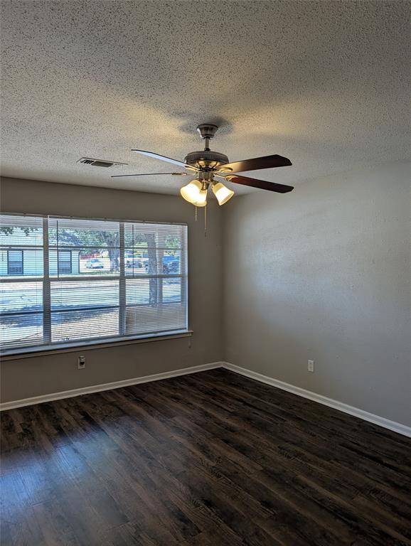 2558 Duringer Road, Fort Worth, TX 76133