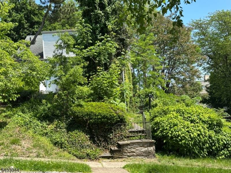 203 Conway Court, South Orange Village Twp., NJ 07079