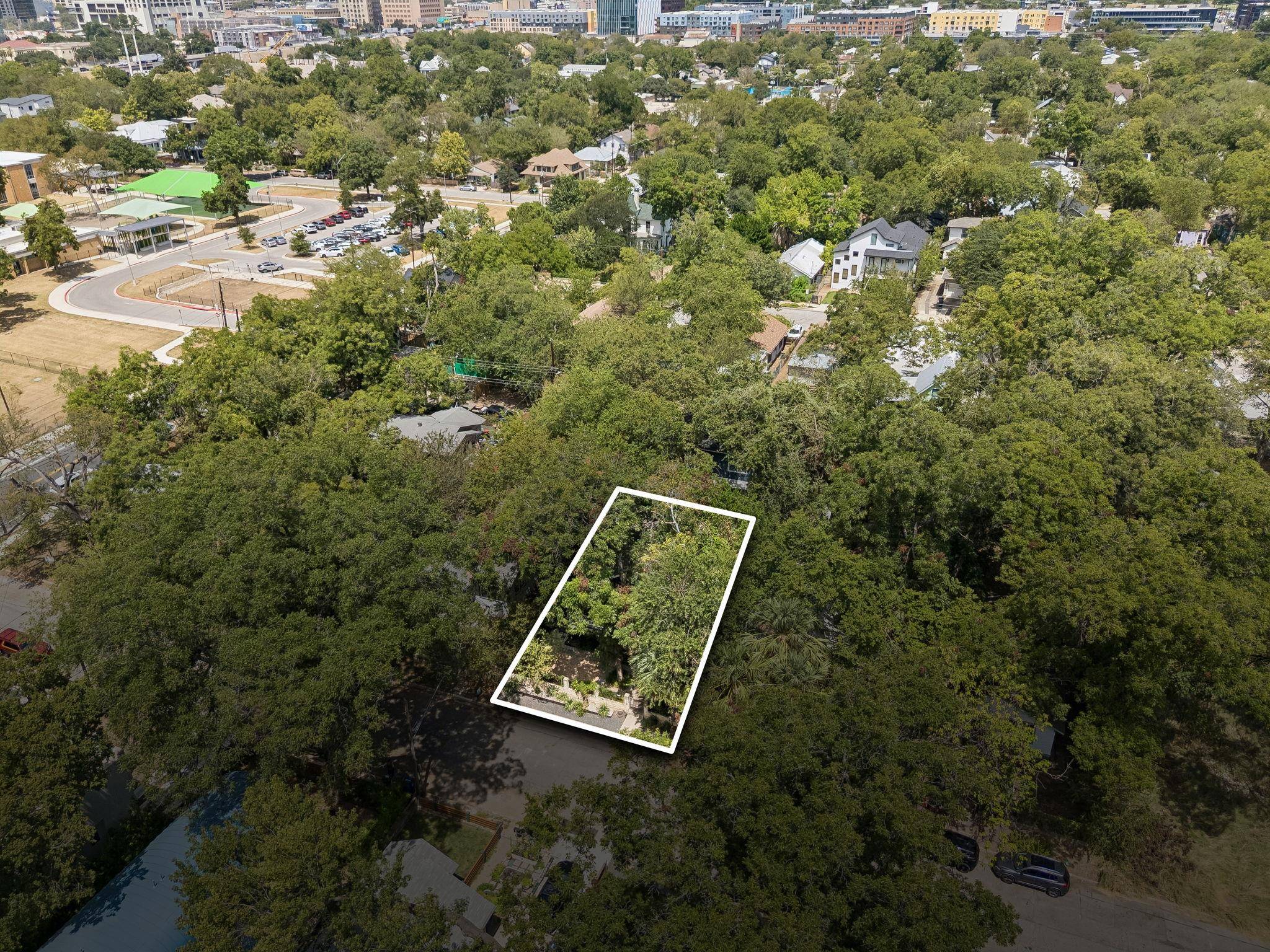 1204 Taylor ST, Austin, TX 78702