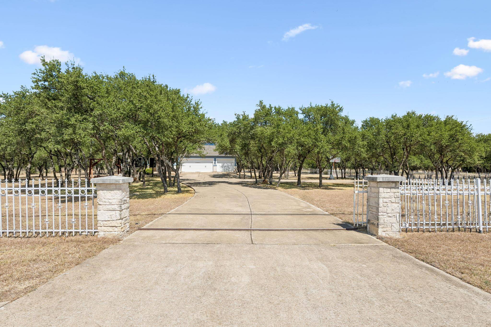 501 Lone Star DR, Cedar Park, TX 78613