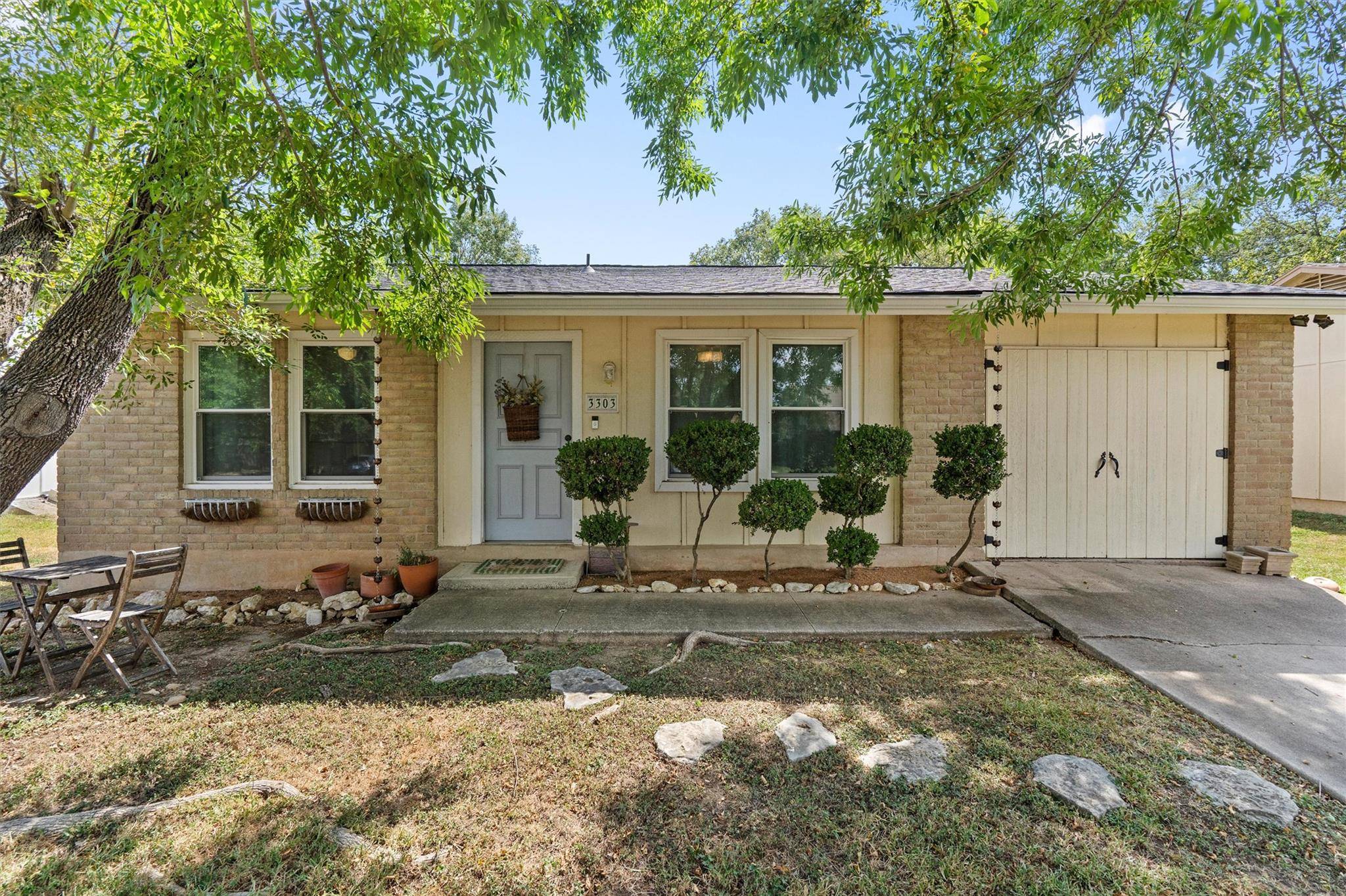 3303 Plantation RD, Austin, TX 78745