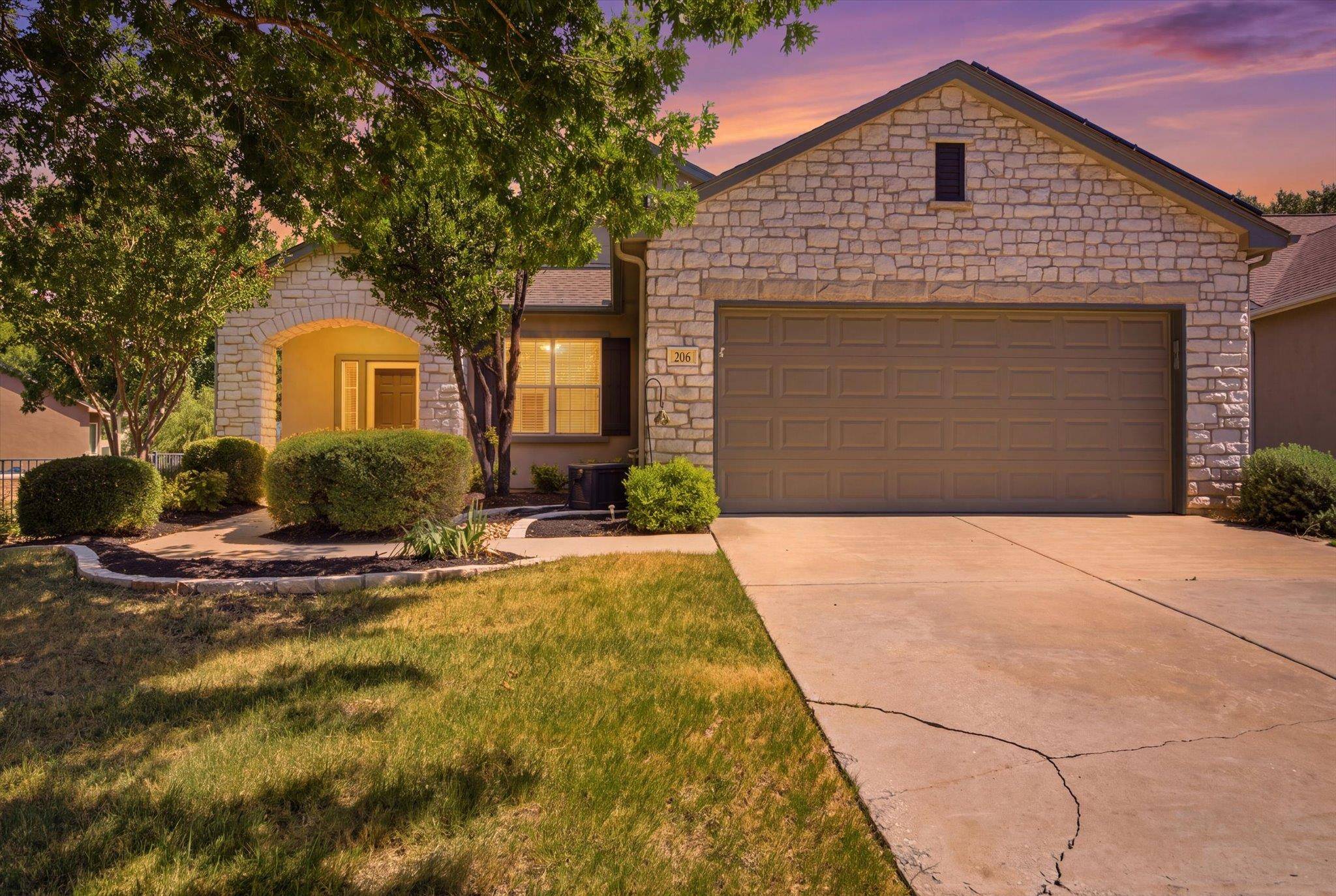 206 Montley TRL, Georgetown, TX 78633