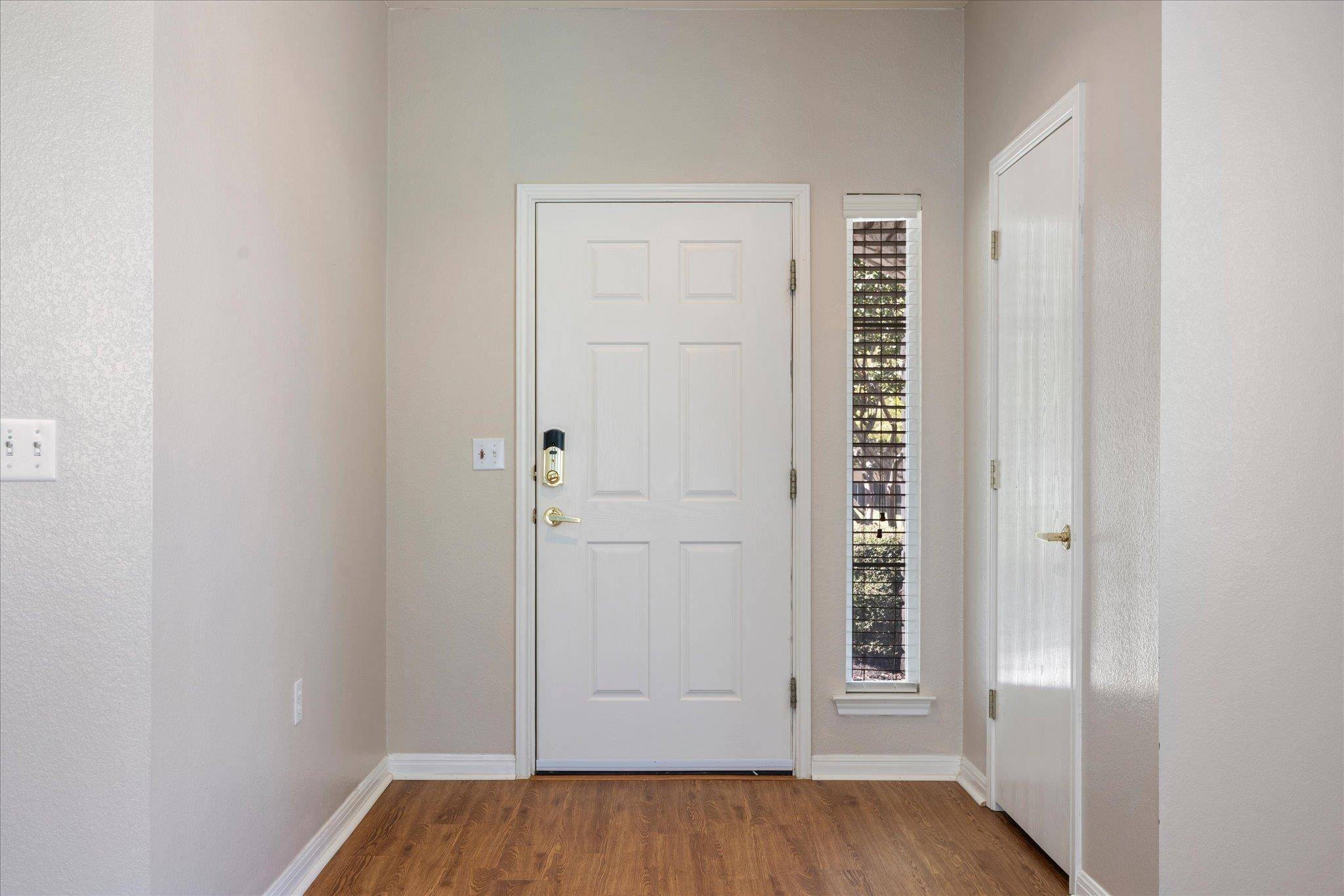 206 Montley TRL, Georgetown, TX 78633