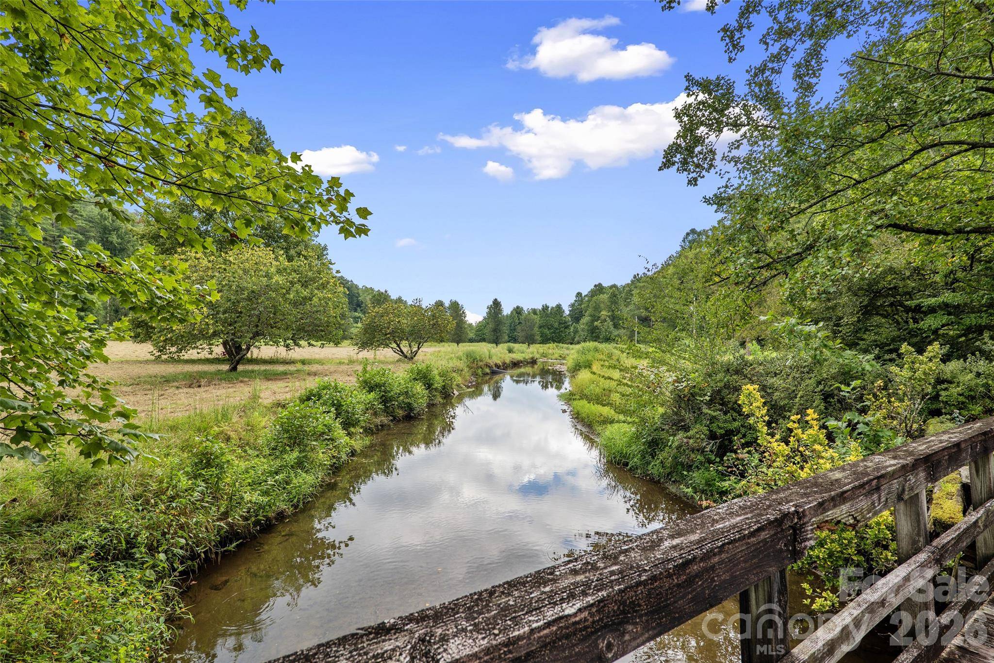 473 Middlefork RD, Brevard, NC 28712