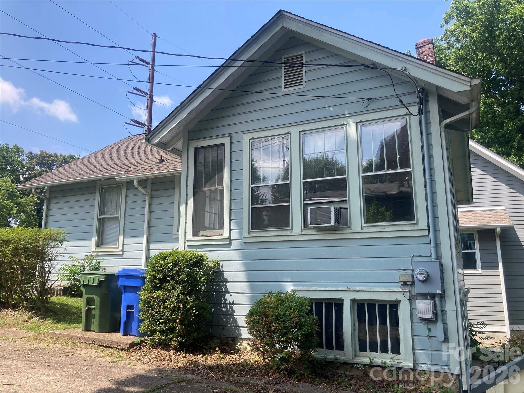 200 Courtland PL, Asheville, NC 28801