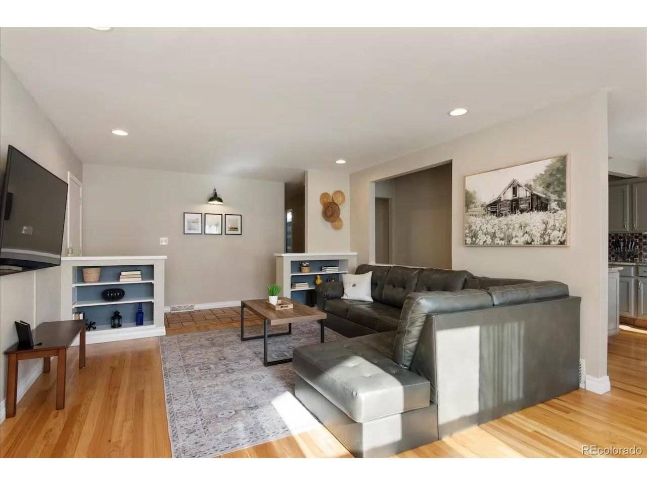 991 E Cottonwood, Centennial, CO 80121