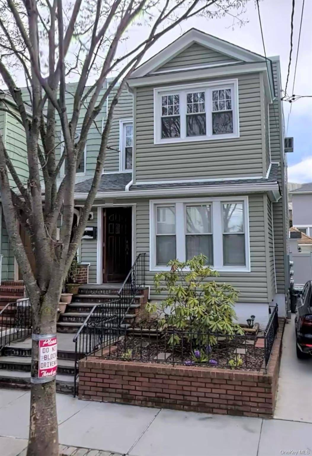 84-33 124th ST #2FL, Kew Gardens, NY 11415