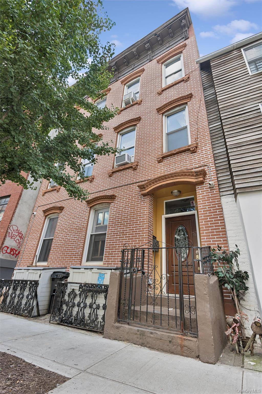 128 N 1st ST, Brooklyn, NY 11249