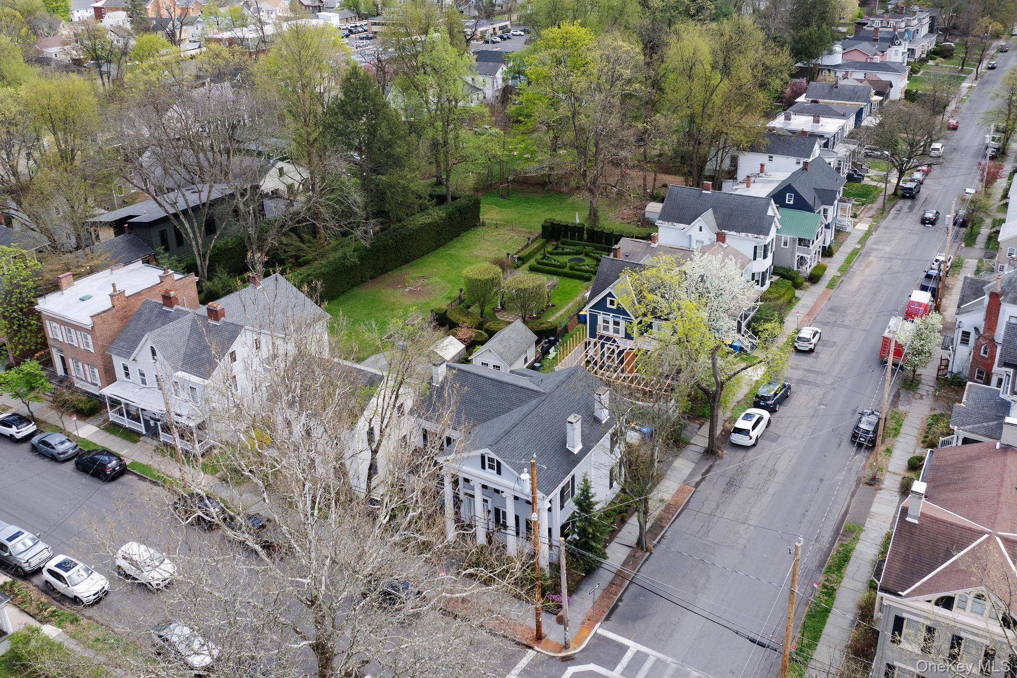 120 Saint James ST, Kingston, NY 12401