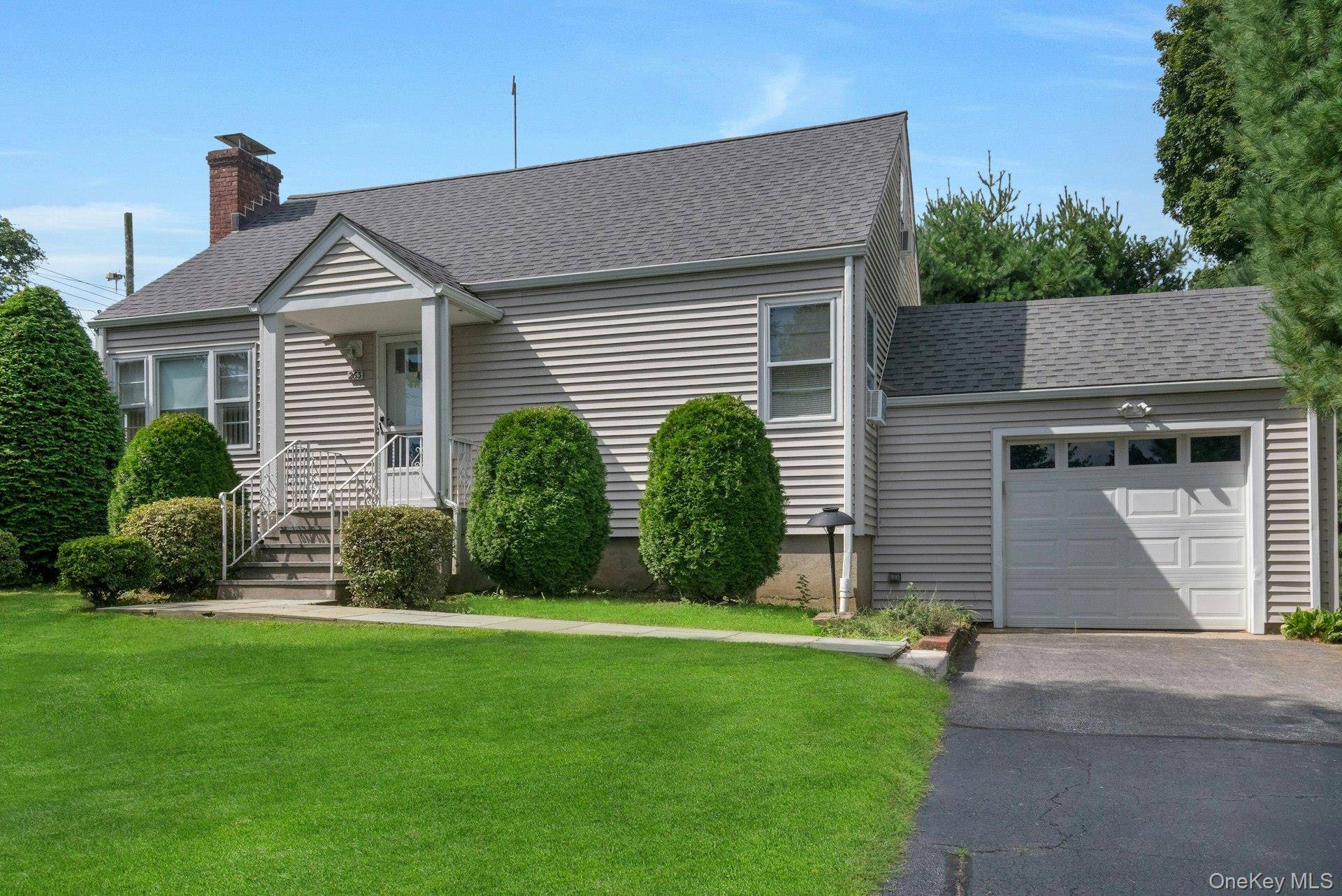 263 Pythian AVE, Hawthorne, NY 10532