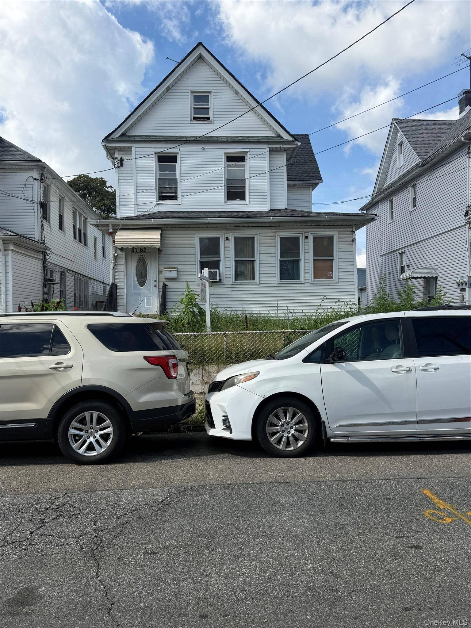 87-62 133rd ST, Richmond Hill, NY 11418