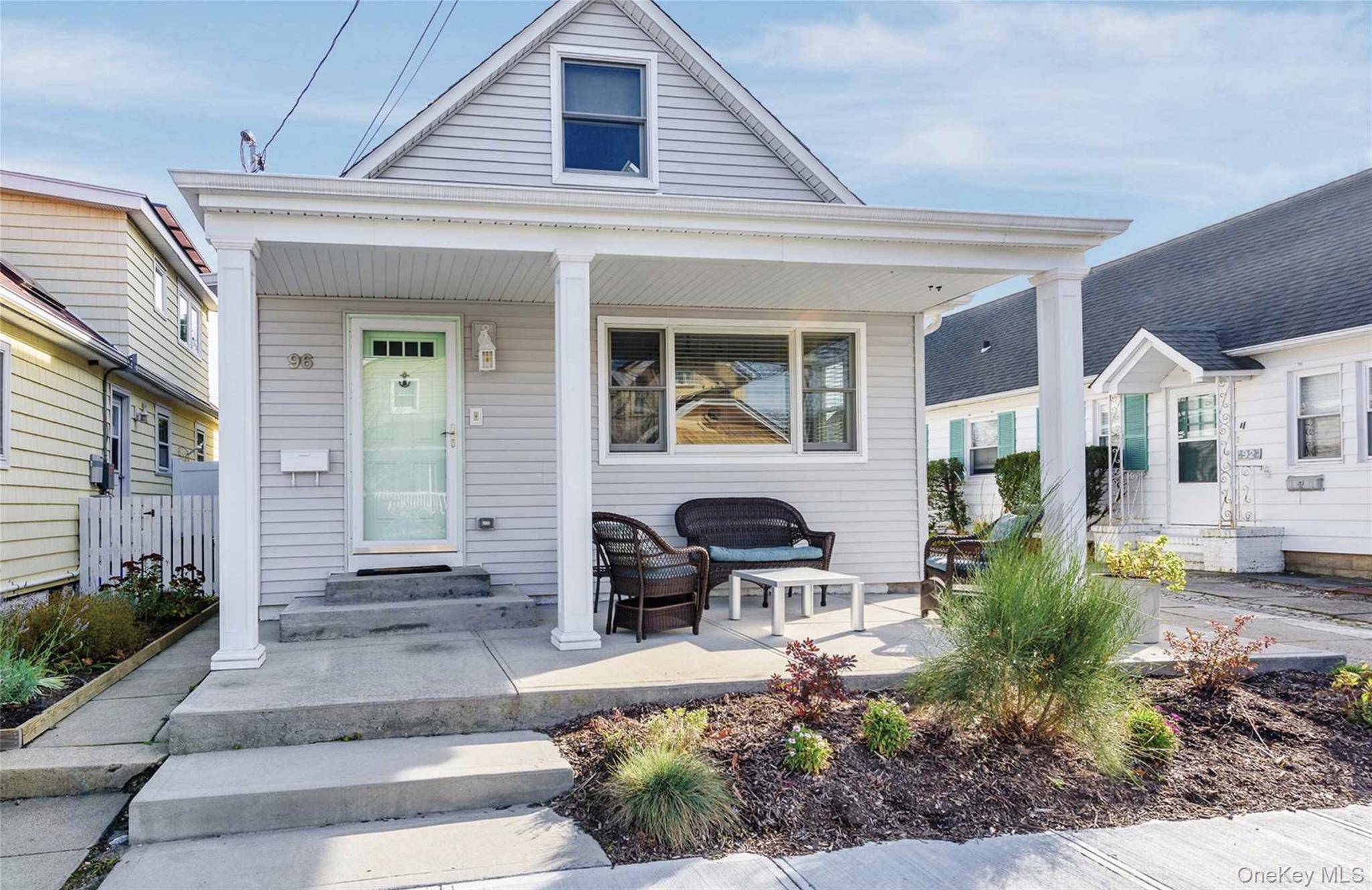 96 Coronado ST, Atlantic Beach, NY 11509