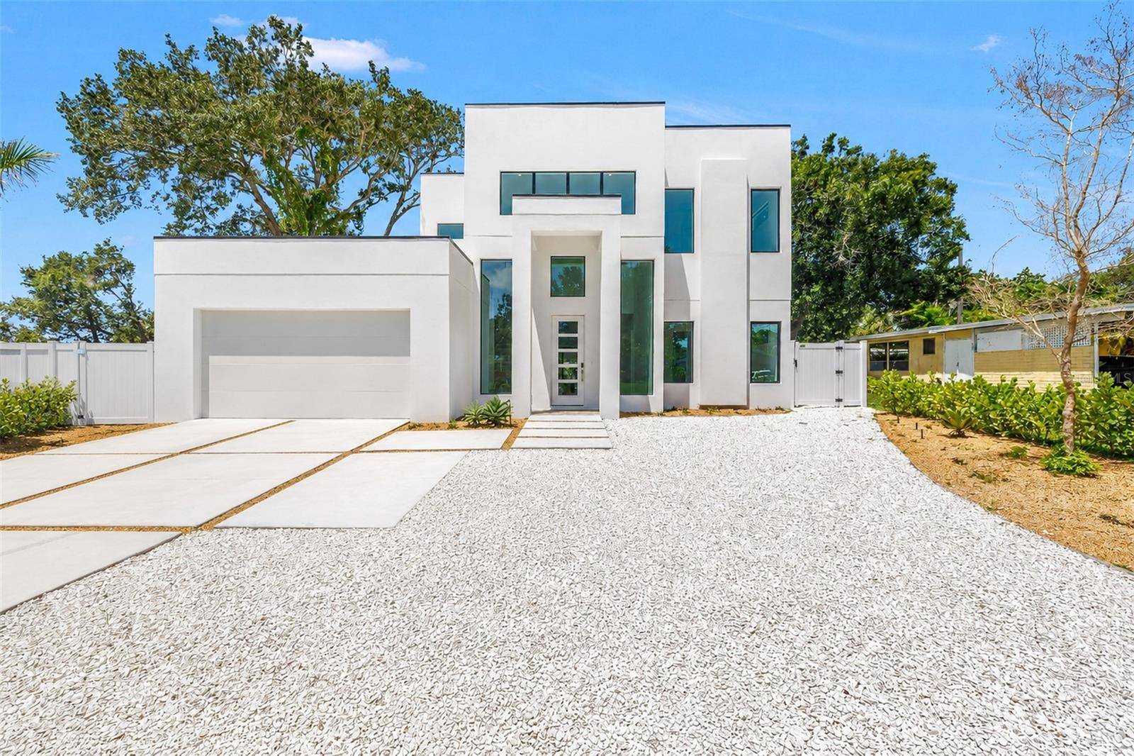 2345 TEMPLE ST, Sarasota, FL 34239