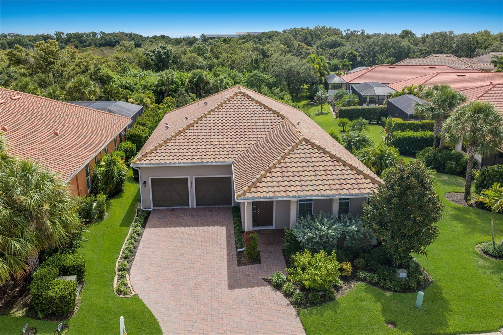 4621 ROYAL DORNOCH CIR, Bradenton, FL 34211