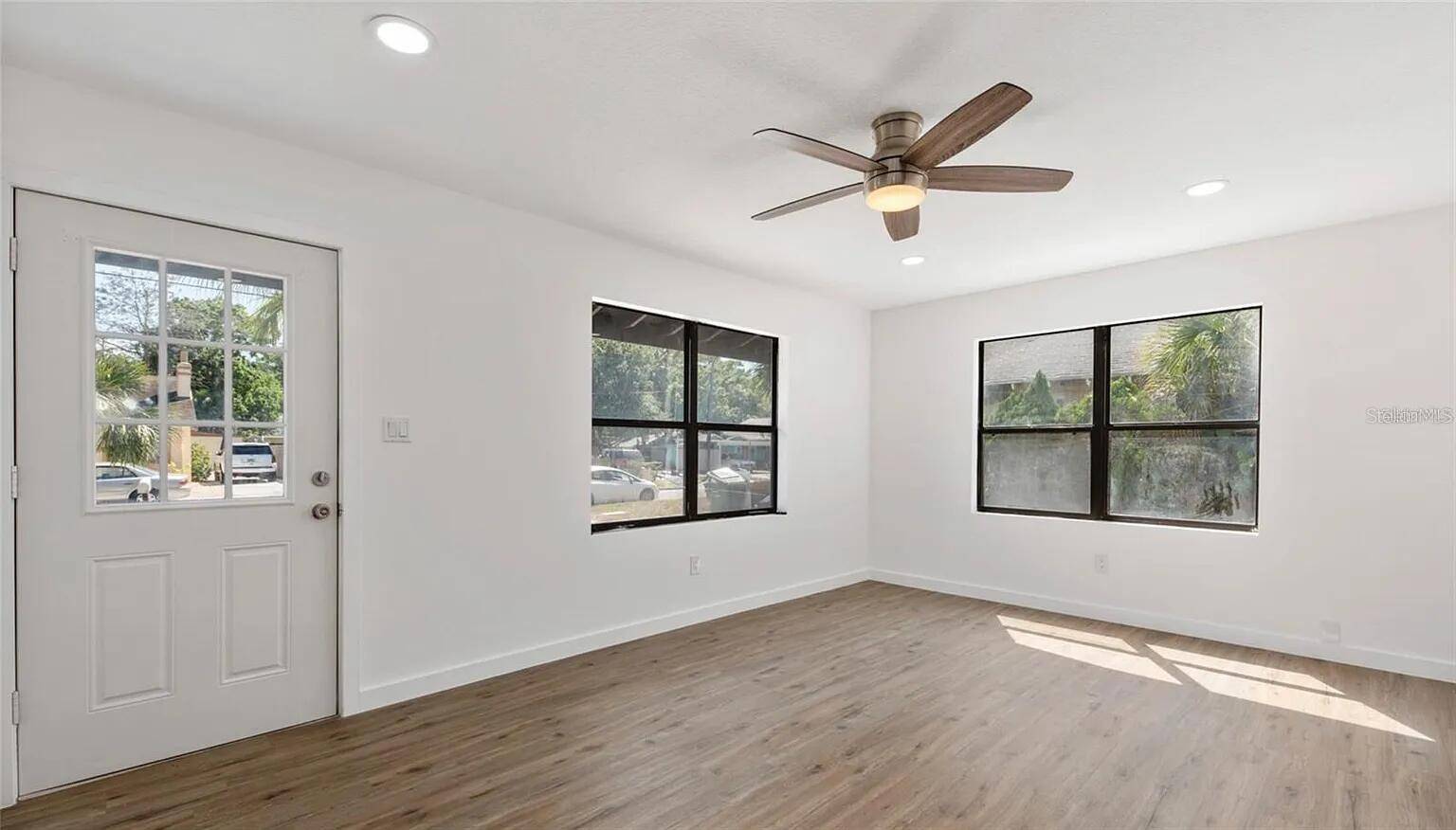 Address not disclosed, Sarasota, FL 34236