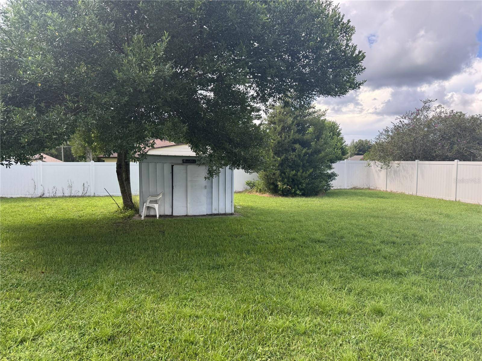 21570 SW RAINTREE ST, Dunnellon, FL 34431