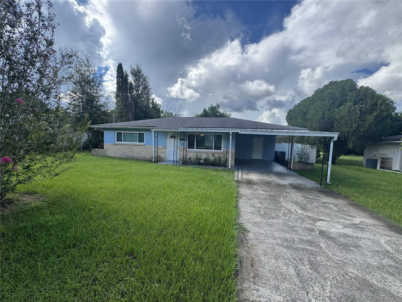 21570 SW RAINTREE ST, Dunnellon, FL 34431