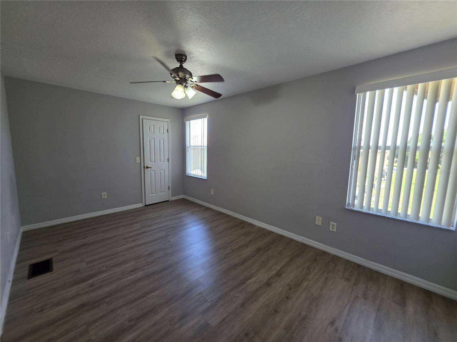 937 WASHINGTON PALM LOOP, Davenport, FL 33897