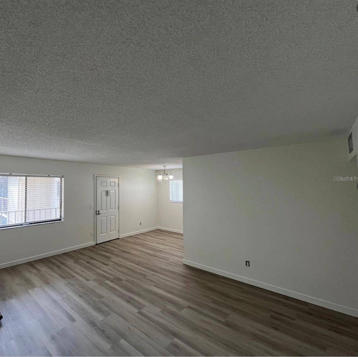 3300 FOX CHASE CIR N #219, Palm Harbor, FL 34683