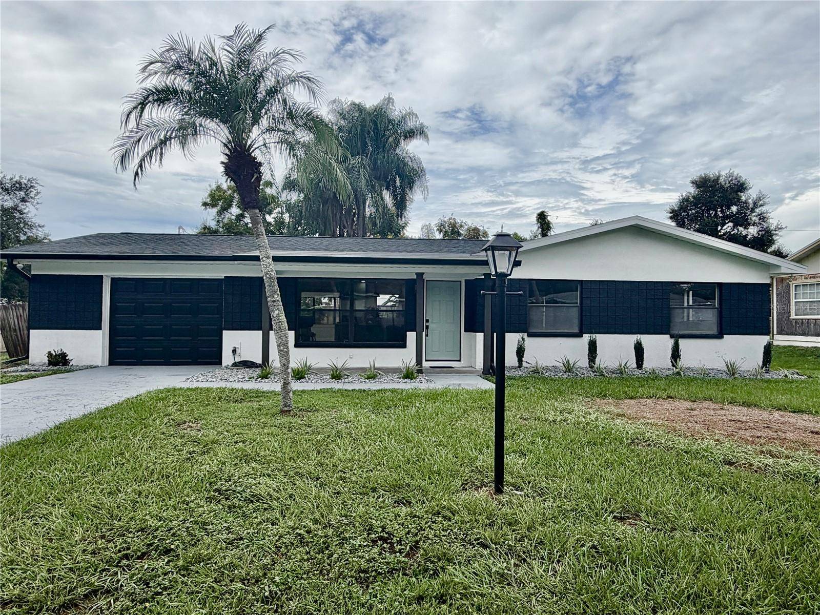 1800 CARDINAL DR, Clearwater, FL 33759