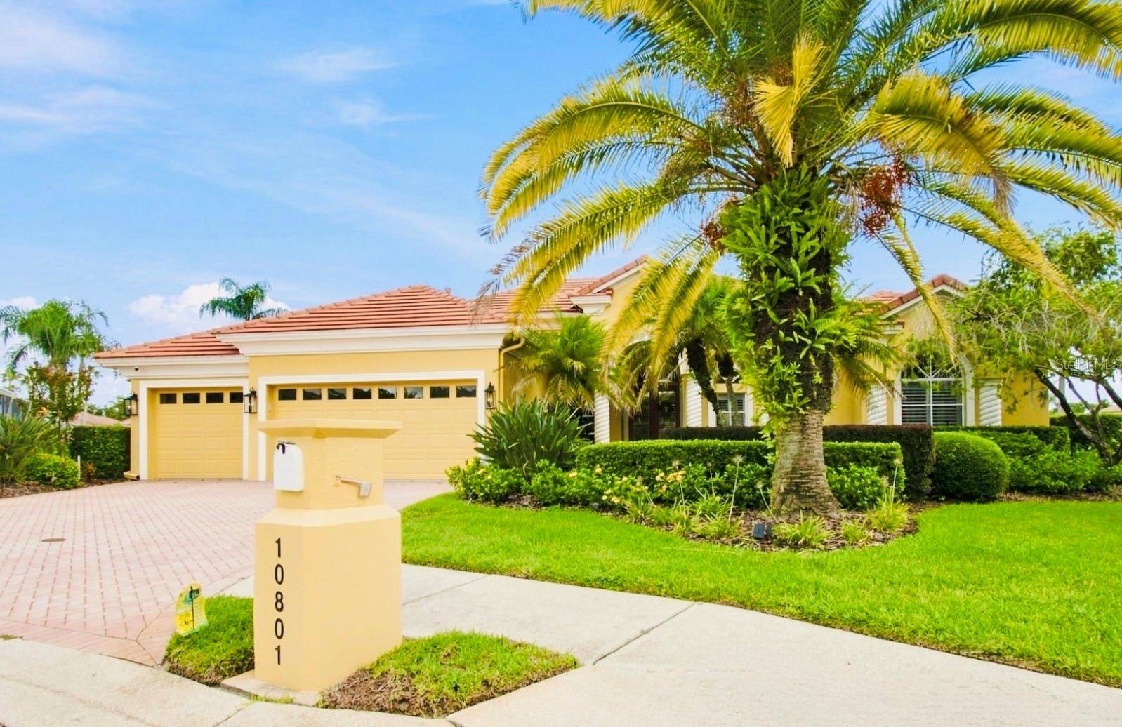 10801 BARBADOS ISLE DR, Tampa, FL 33647