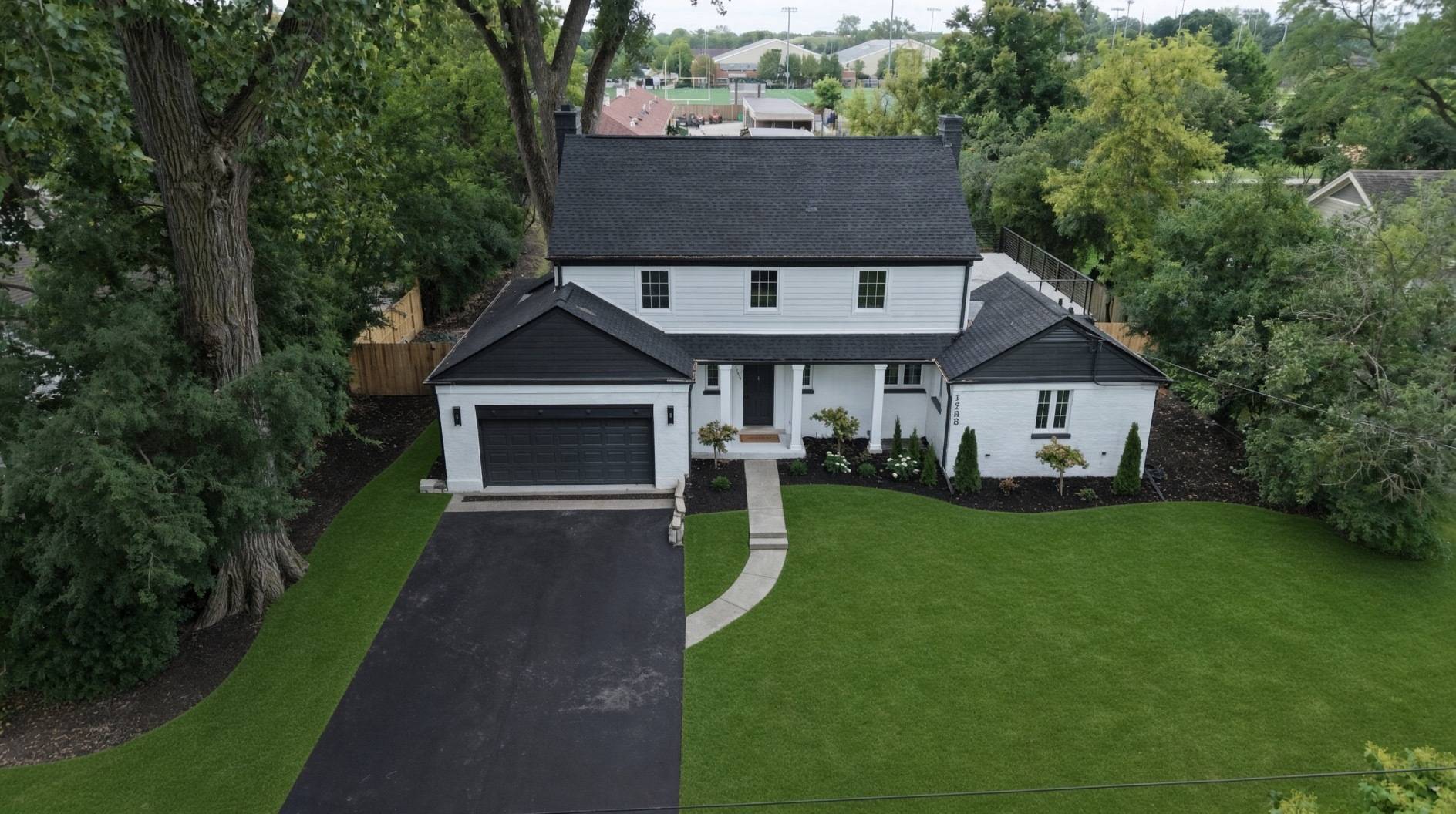 1288 Sunview LN, Winnetka, IL 60093