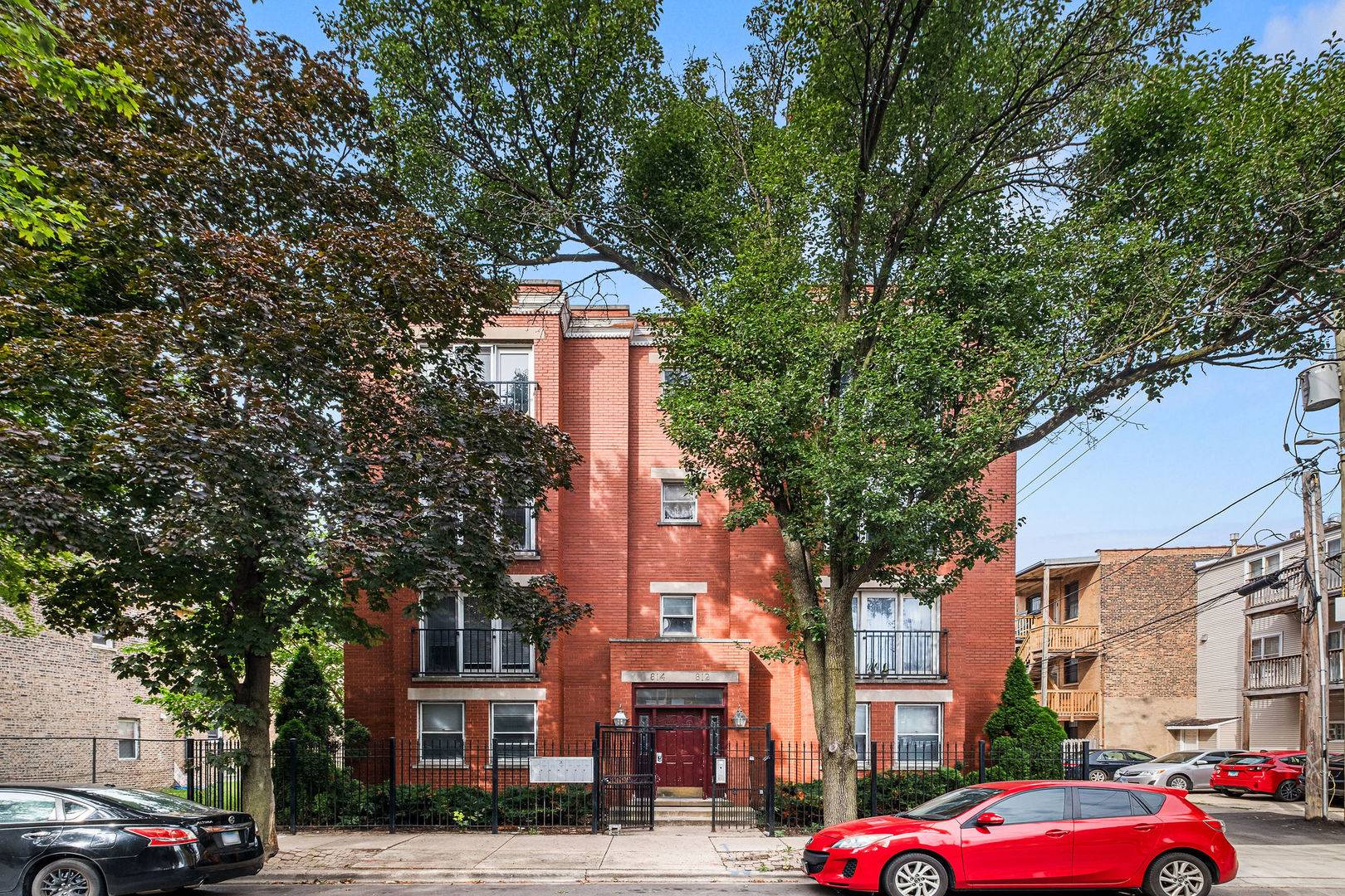 812 S Miller ST #2S, Chicago, IL 60607