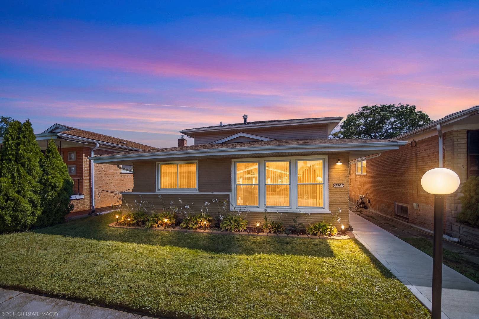 12901 S Carpenter ST, Calumet Park, IL 60827