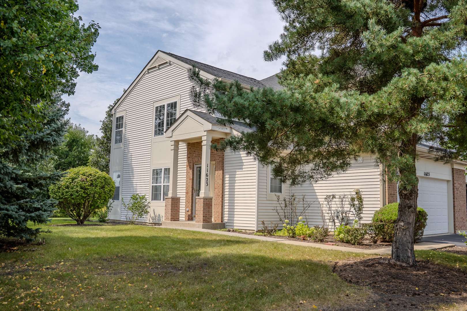11623 Grand Canyon AVE #D, Huntley, IL 60142