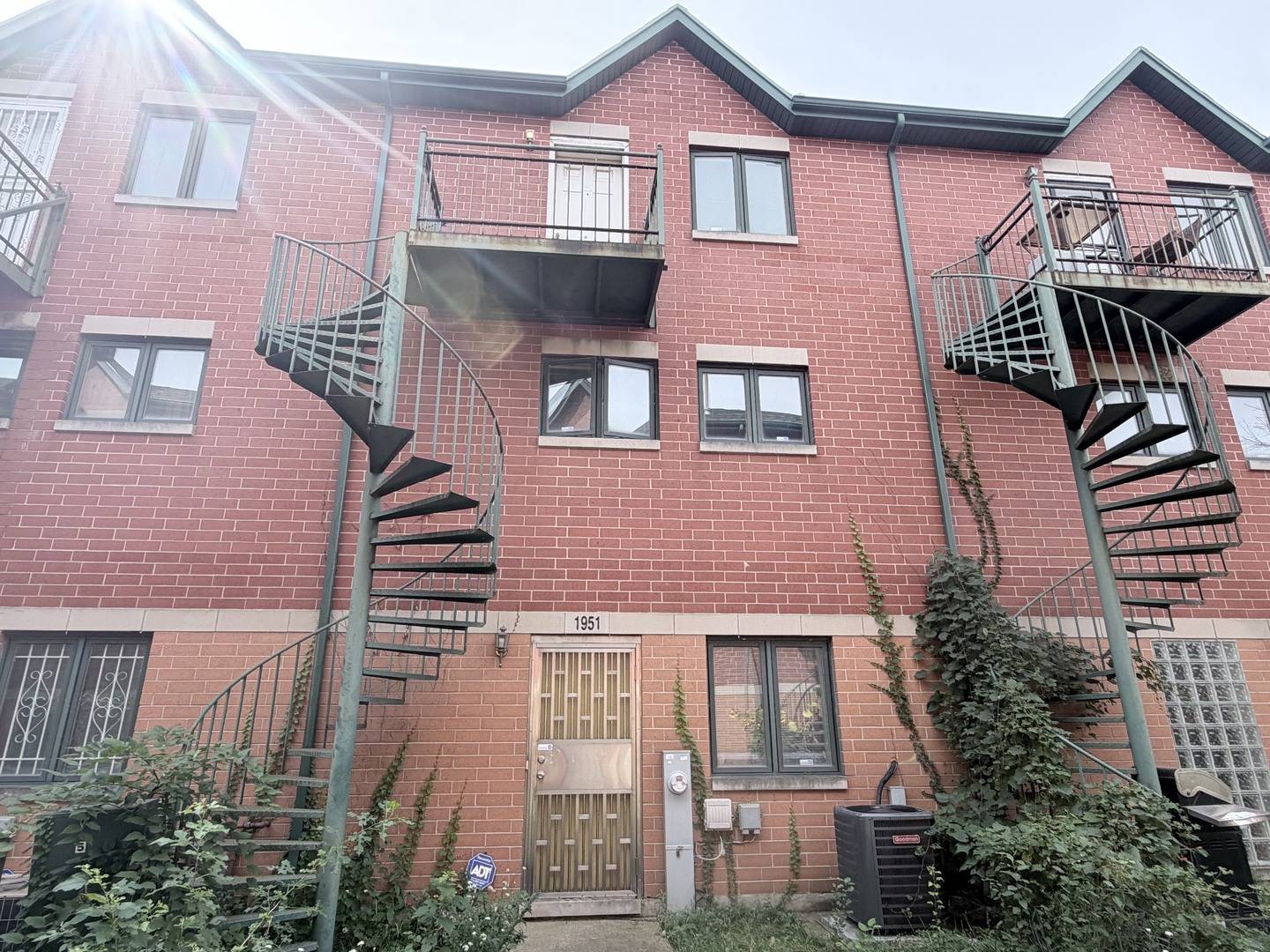 1951 S Wells ST #1, Chicago, IL 60616